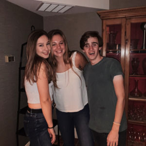 Meet your Posher, Dora